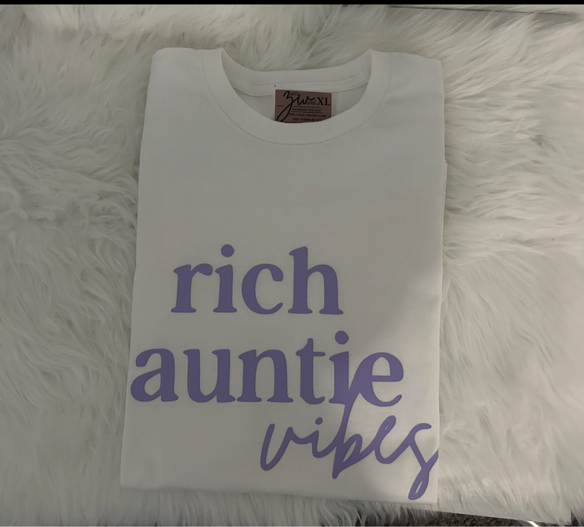 Rich Auntie Vibes Tee